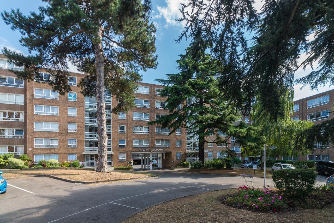 2 bedroom Apartment Under Offer