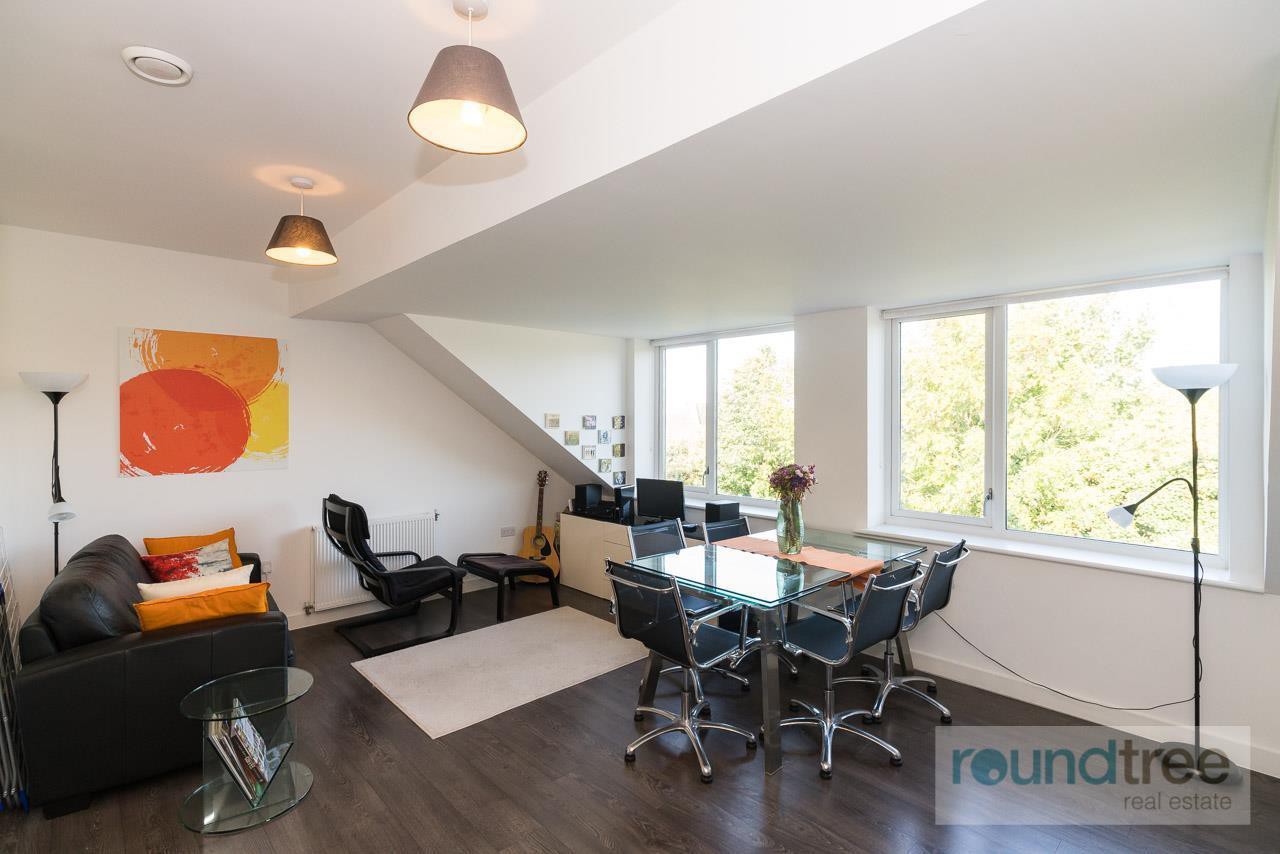 1 bedroom Apartment Under Offer