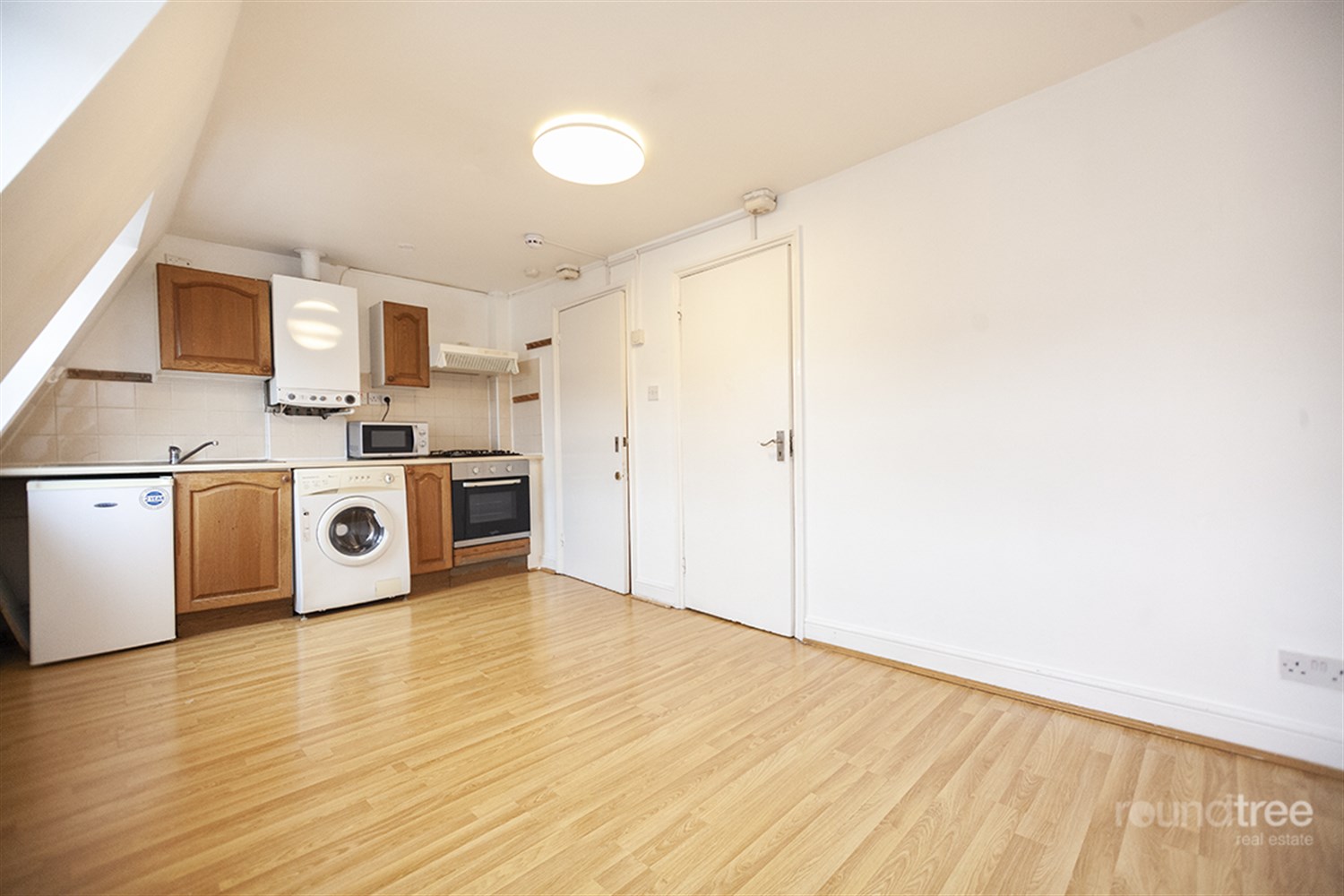 1 bedroom Flat Let