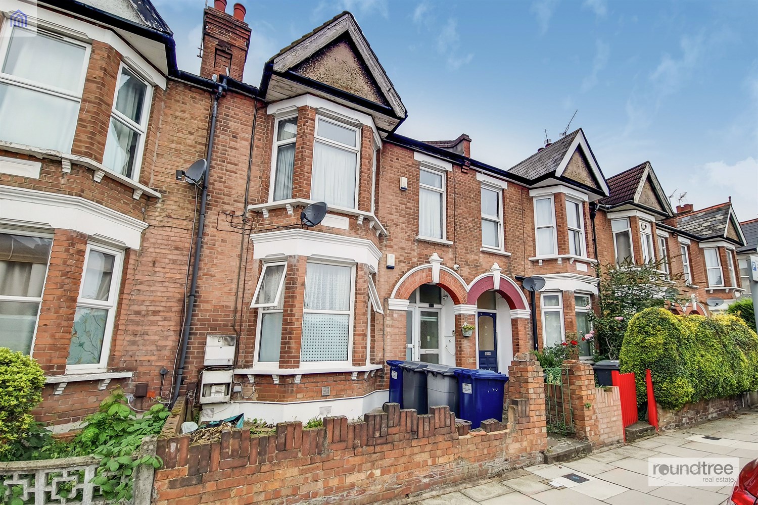 2 bedroom Apartment Under Offer