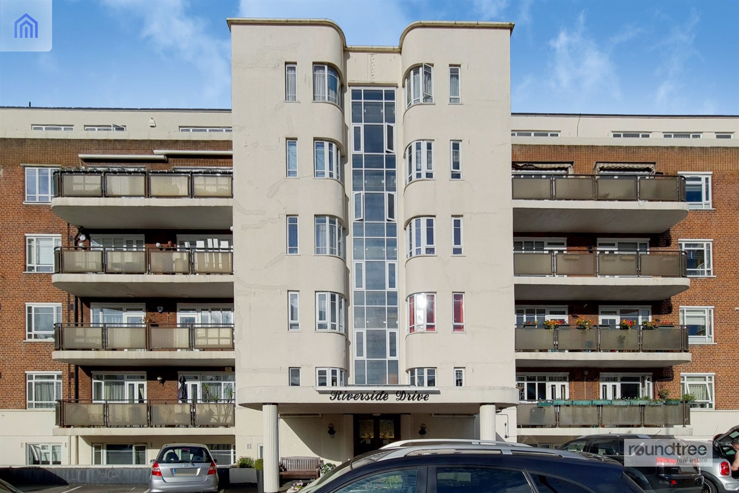 3 bedroom Apartment Under Offer