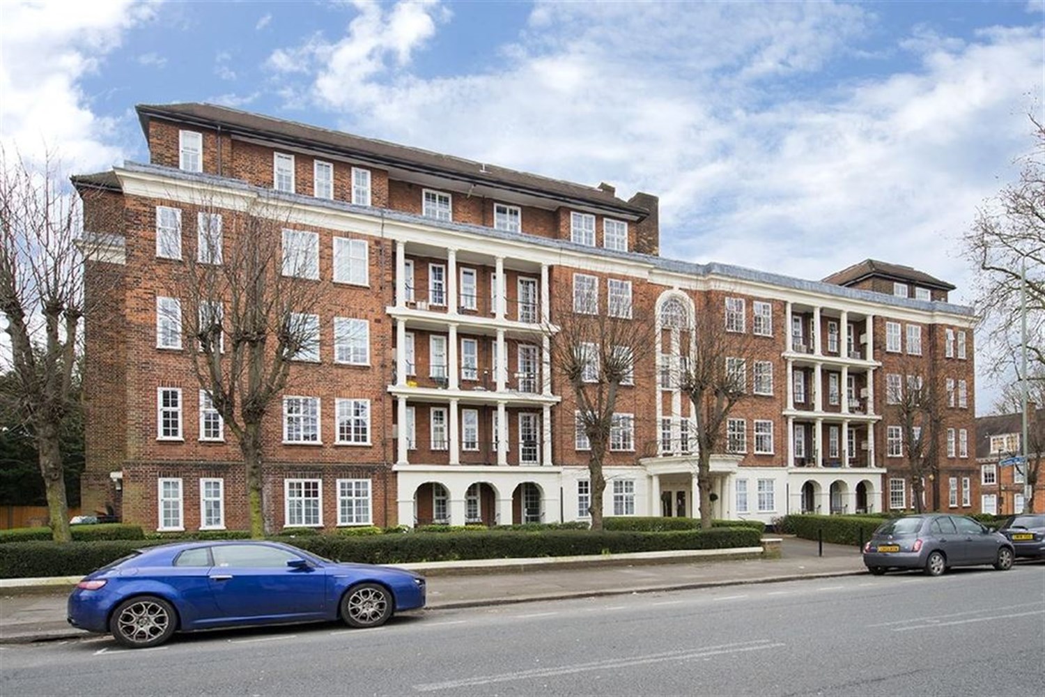 1 bedroom Flat Let