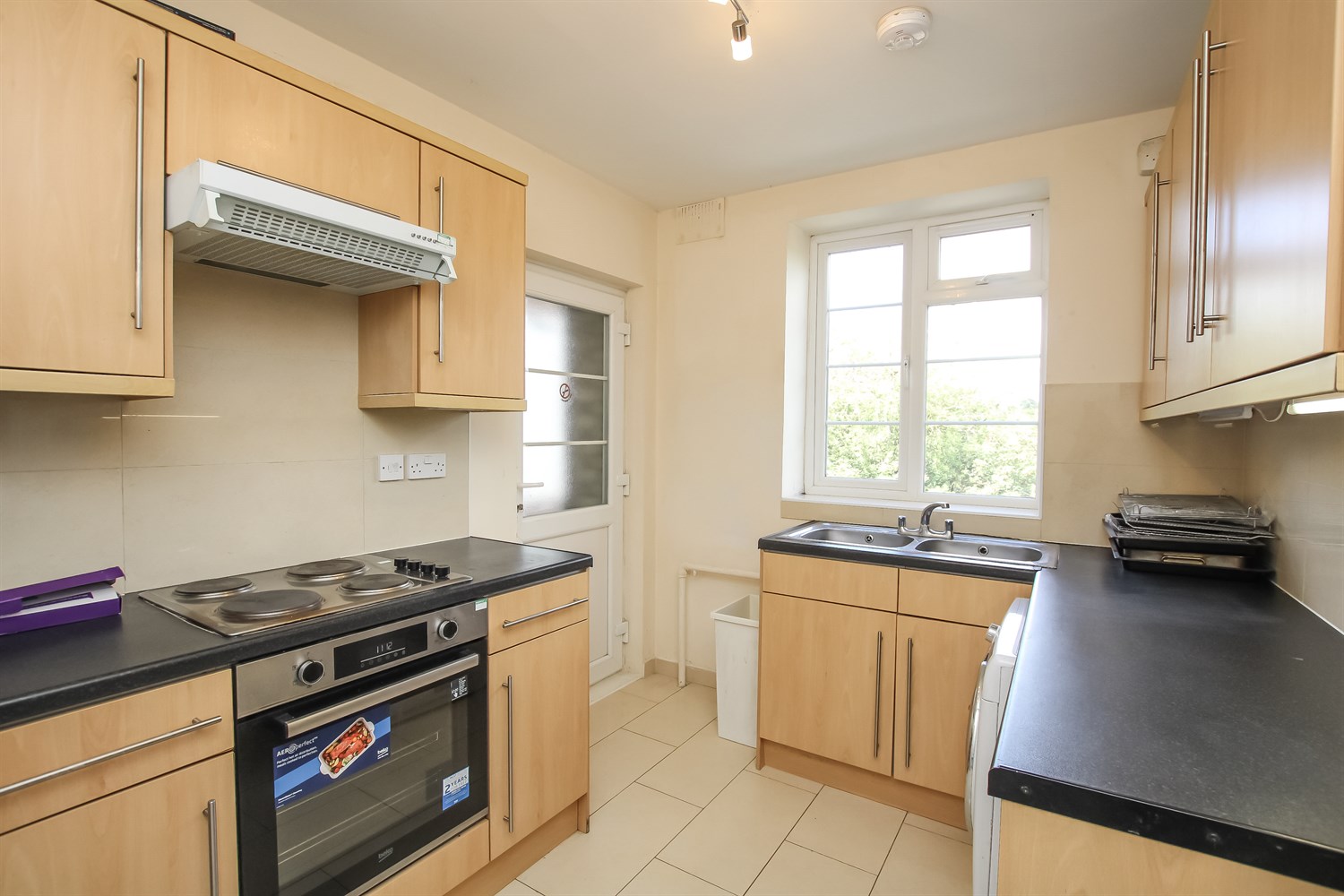 4 bedroom Flat Let