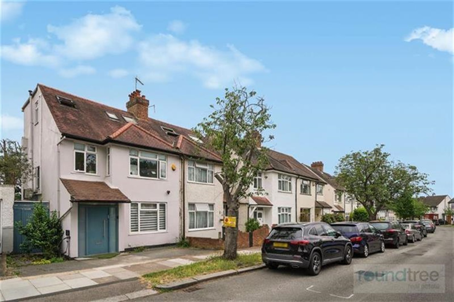 5 bedroom Semi-detached house For Sale