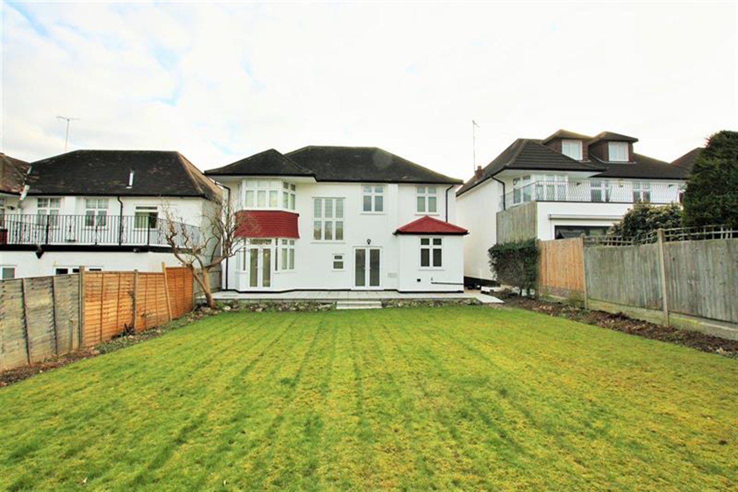 5 bedroom Detached house Let