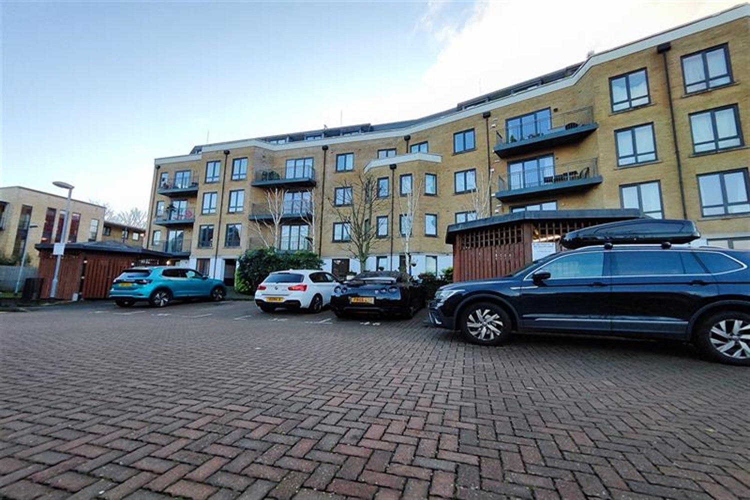 2 bedroom Apartment Let
