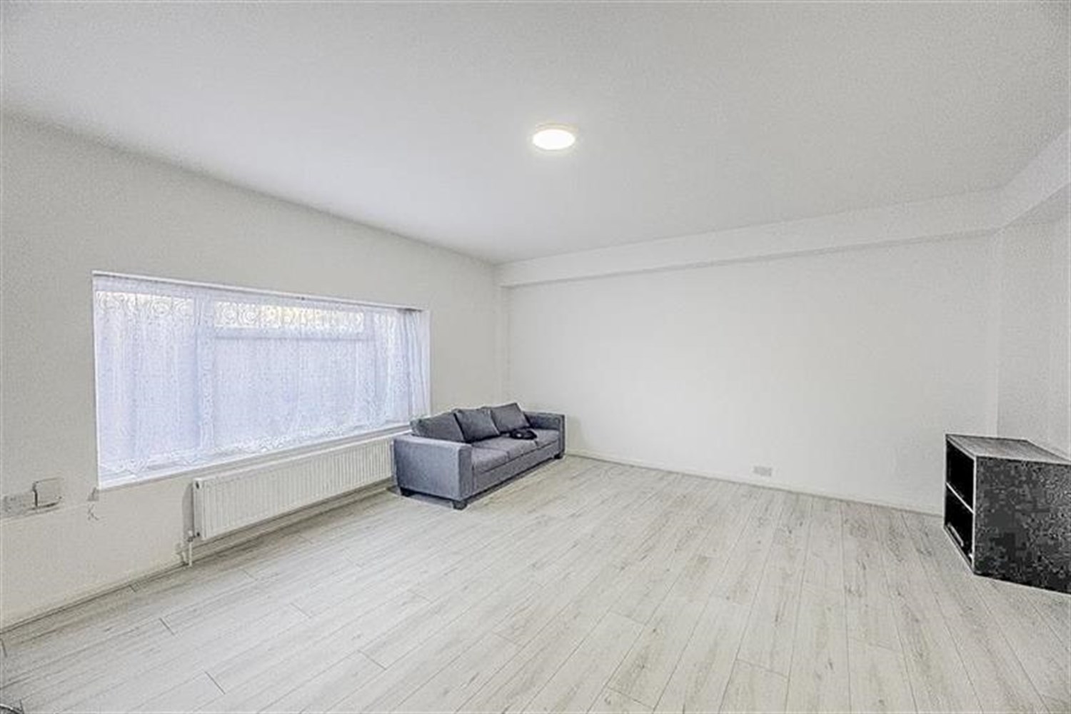 3 bedroom Flat Let