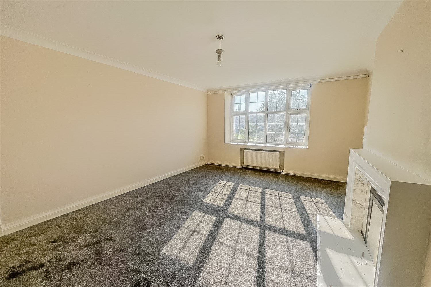 2 bedroom Flat Let