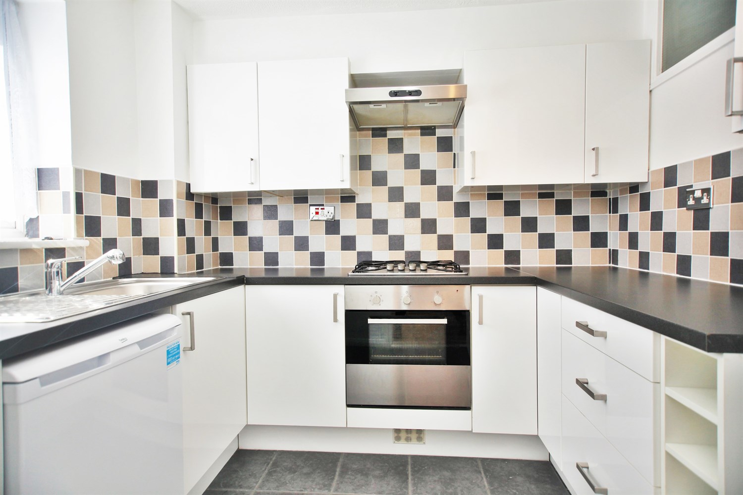 2 bedroom Flat Let