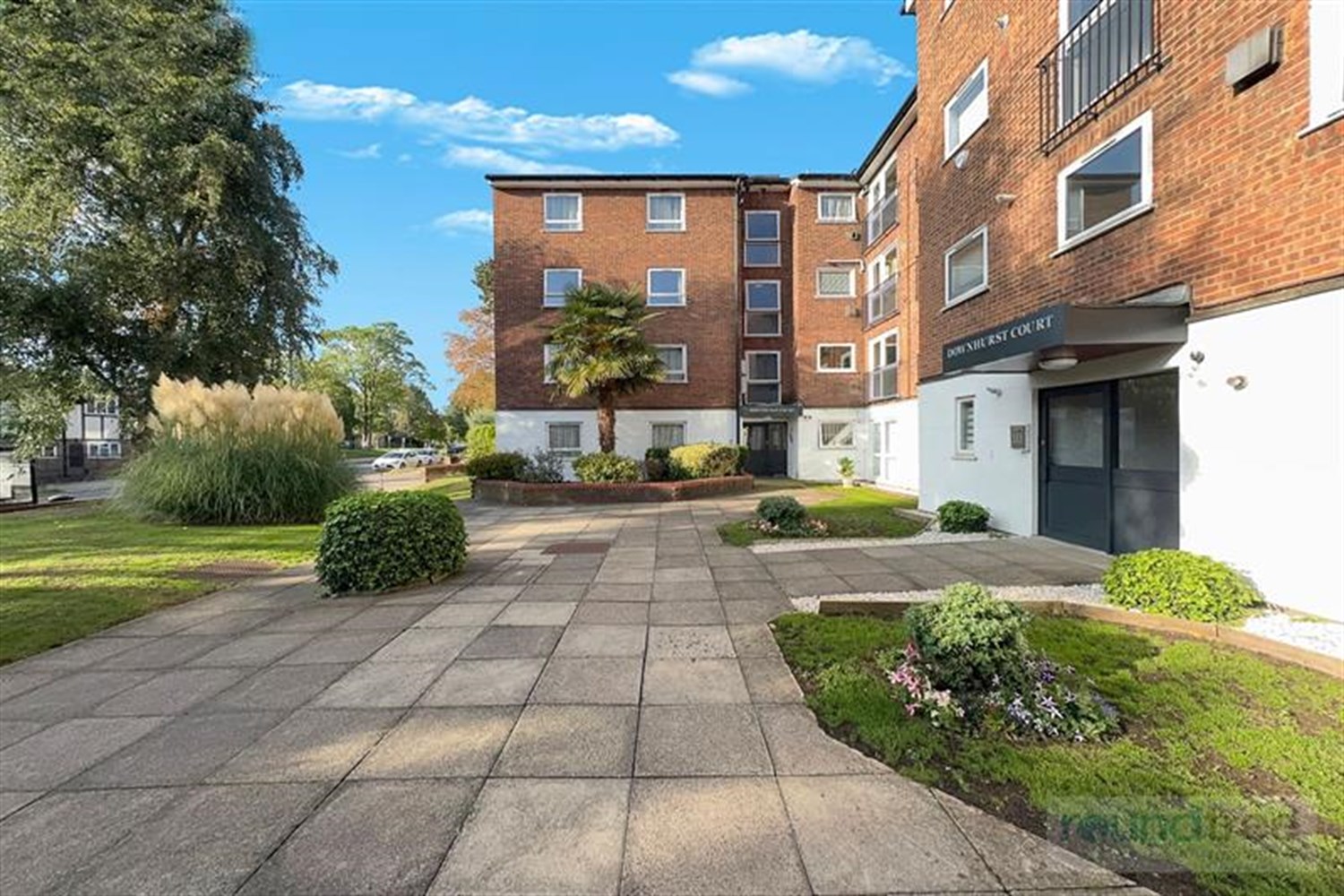2 bedroom Flat Let