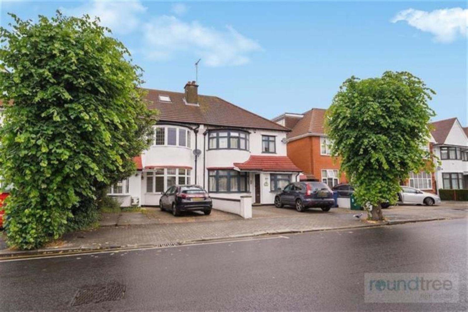 6 bedroom Semi-detached house For Sale