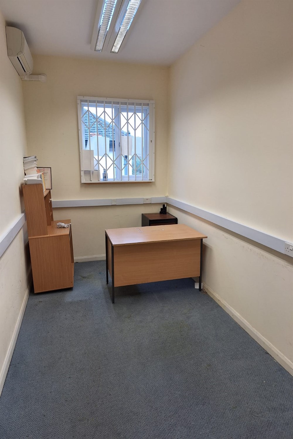 Commercial Property To Let