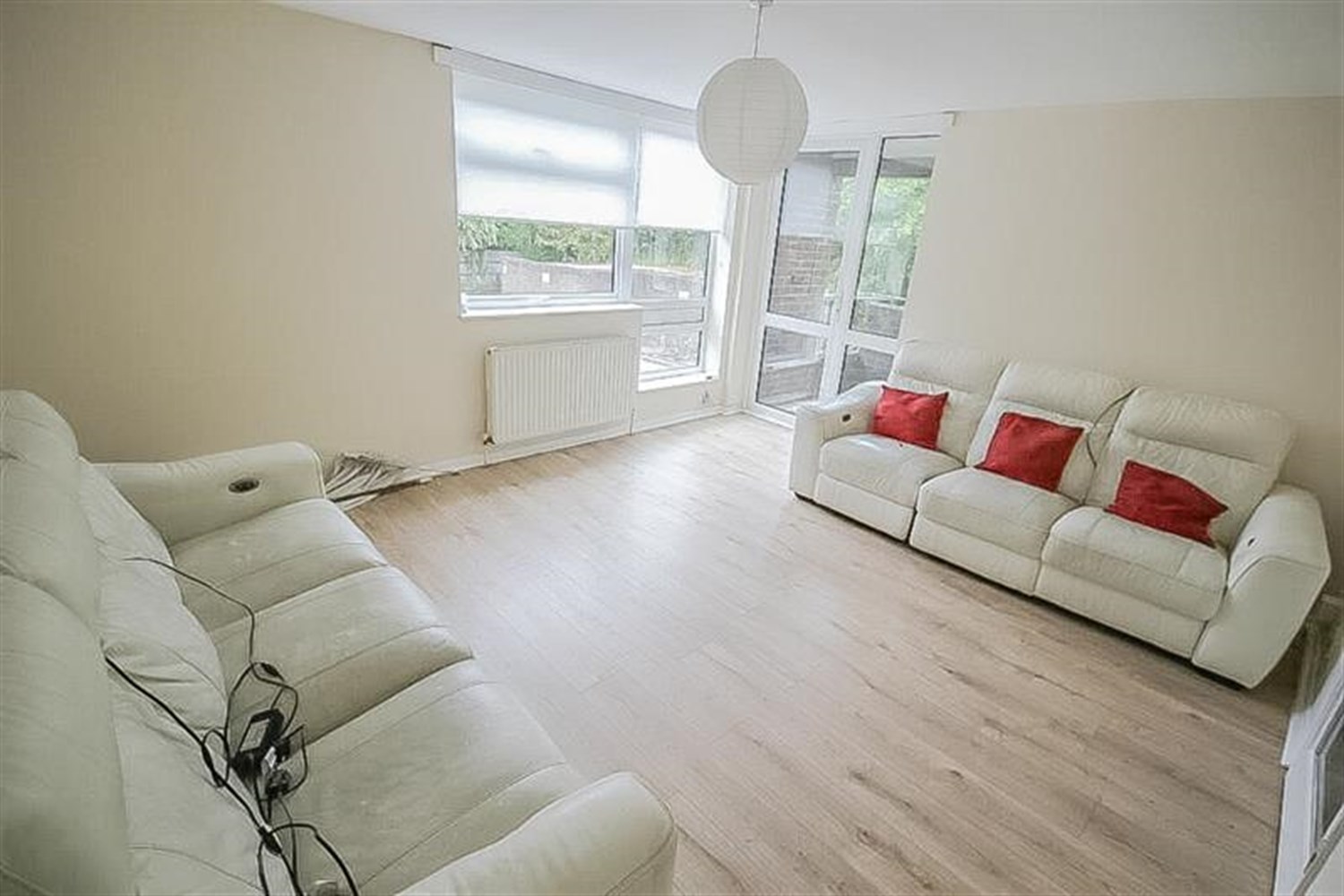 1 bedroom Flat To Let