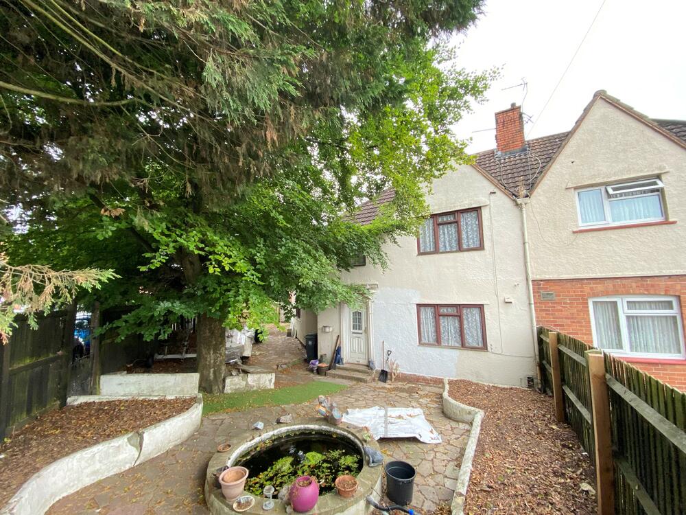 5 bedroom Semi-detached house Sold