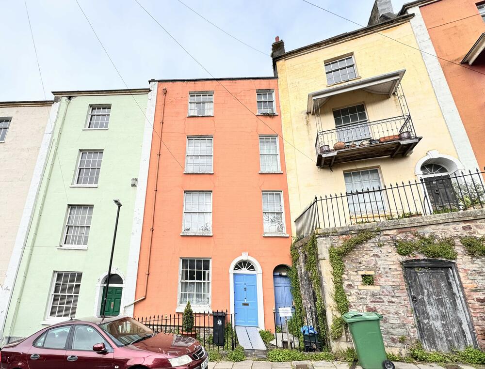 4 bedroom Terraced House Sold