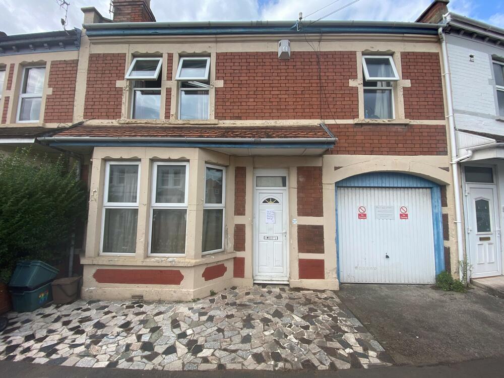 4 bedroom Flat Sold