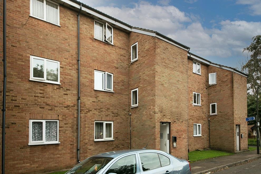 1 bedroom Flat Let
