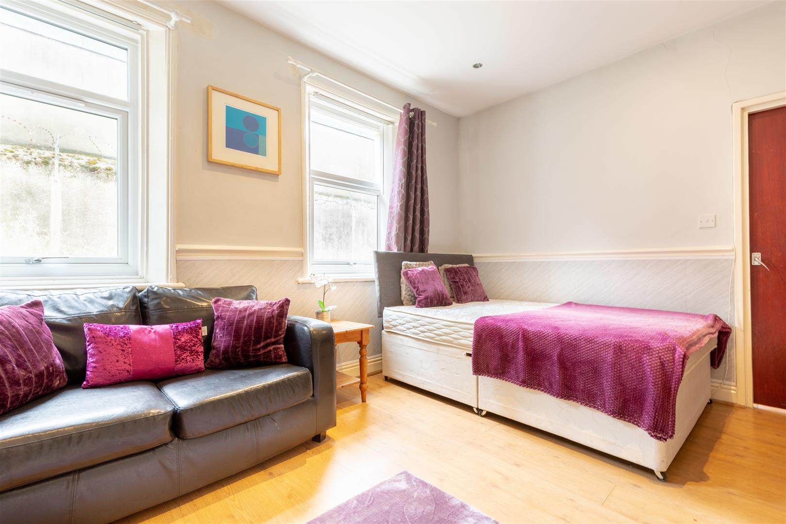 1 bedroom Flat Let