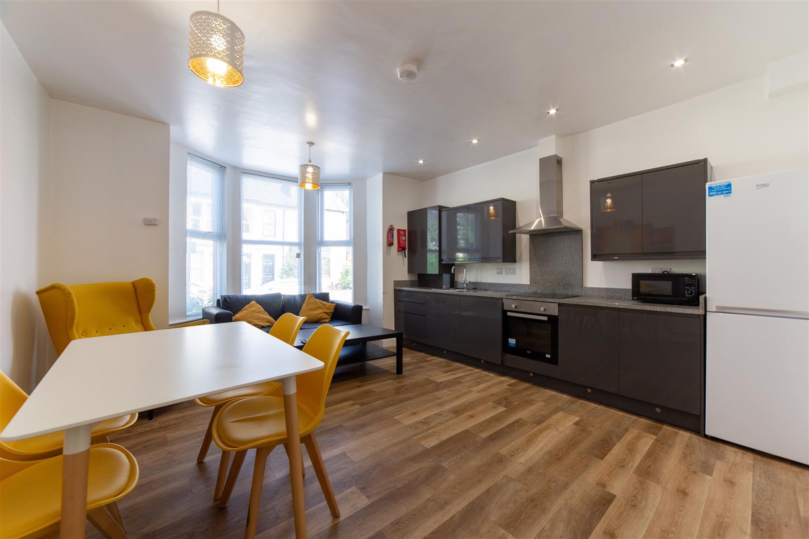 4 bedroom Apartment Let