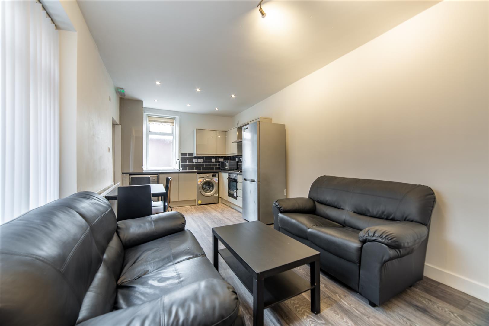 4 bedroom Terraced House Let