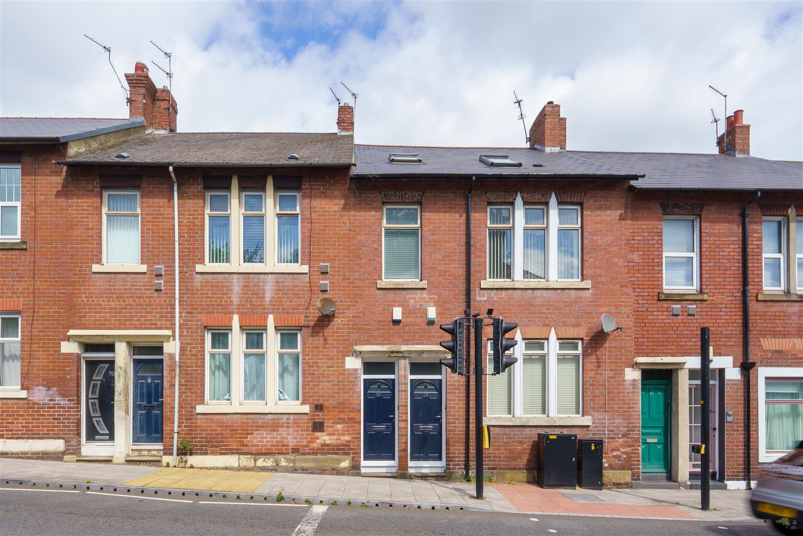 4 bedroom Maisonette Let