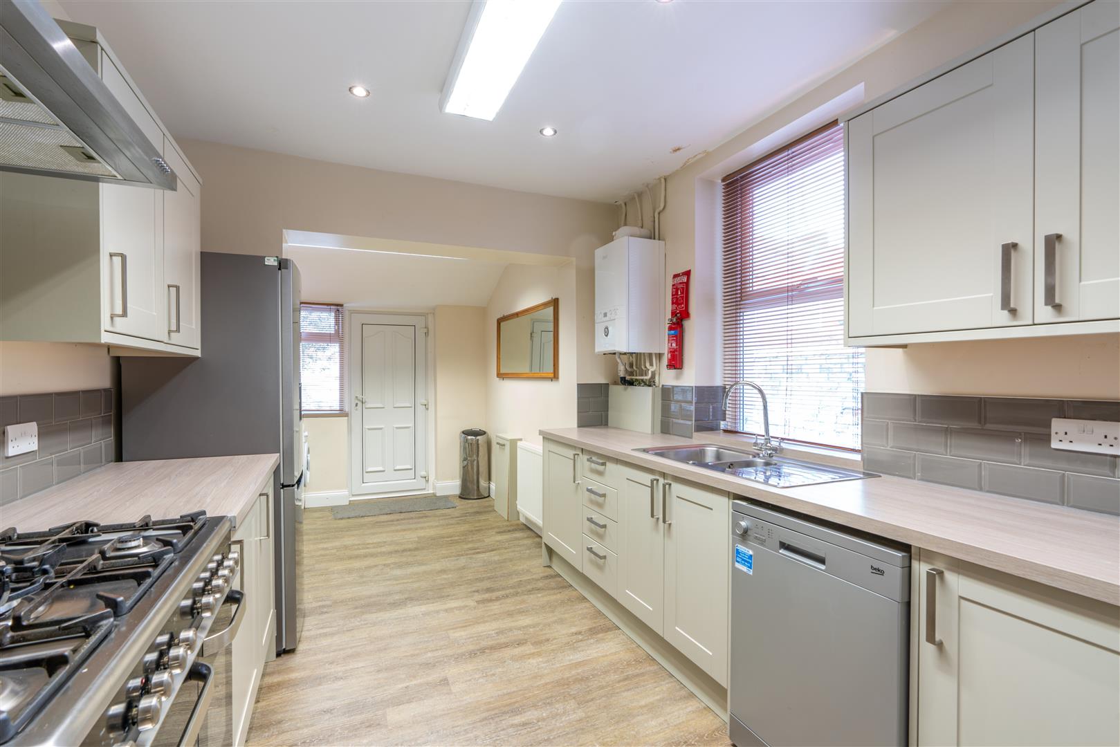 6 bedroom Terraced House Let