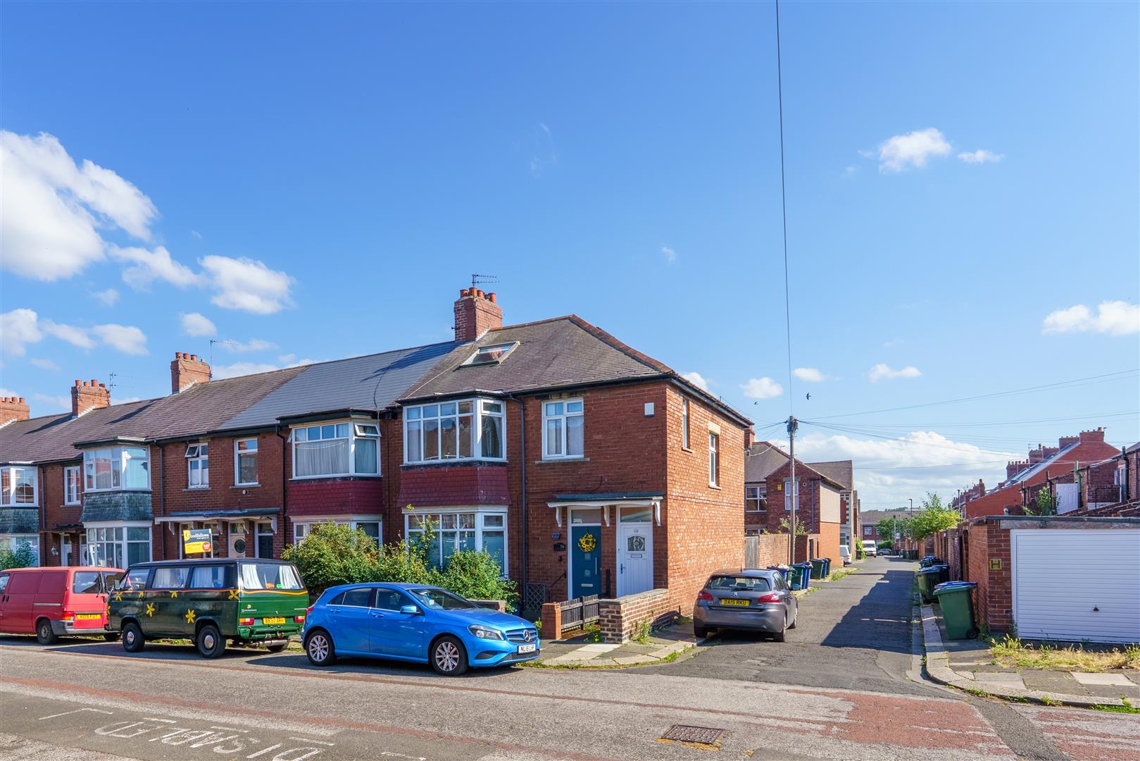 4 bedroom Maisonette Let