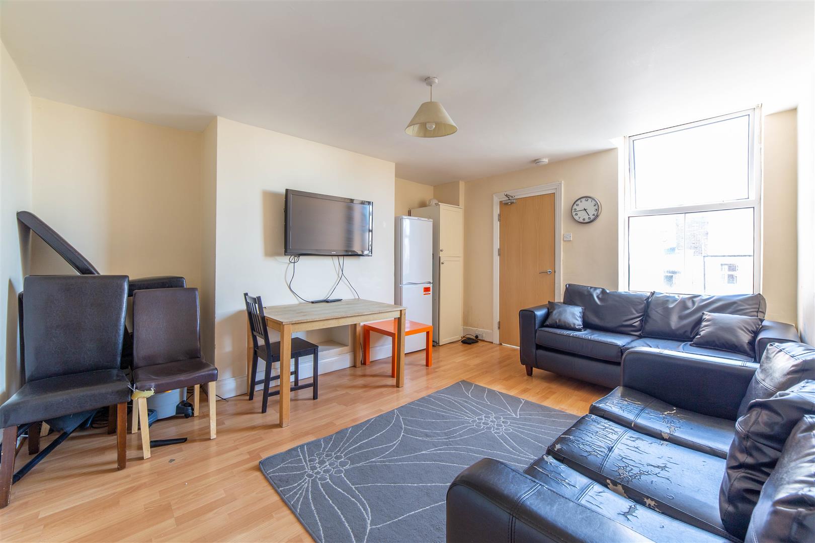 6 bedroom Maisonette Let