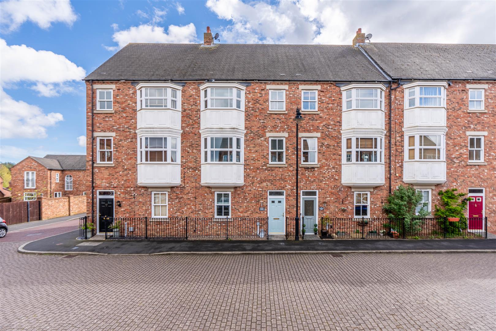 4 bedroom Terraced House Sold
