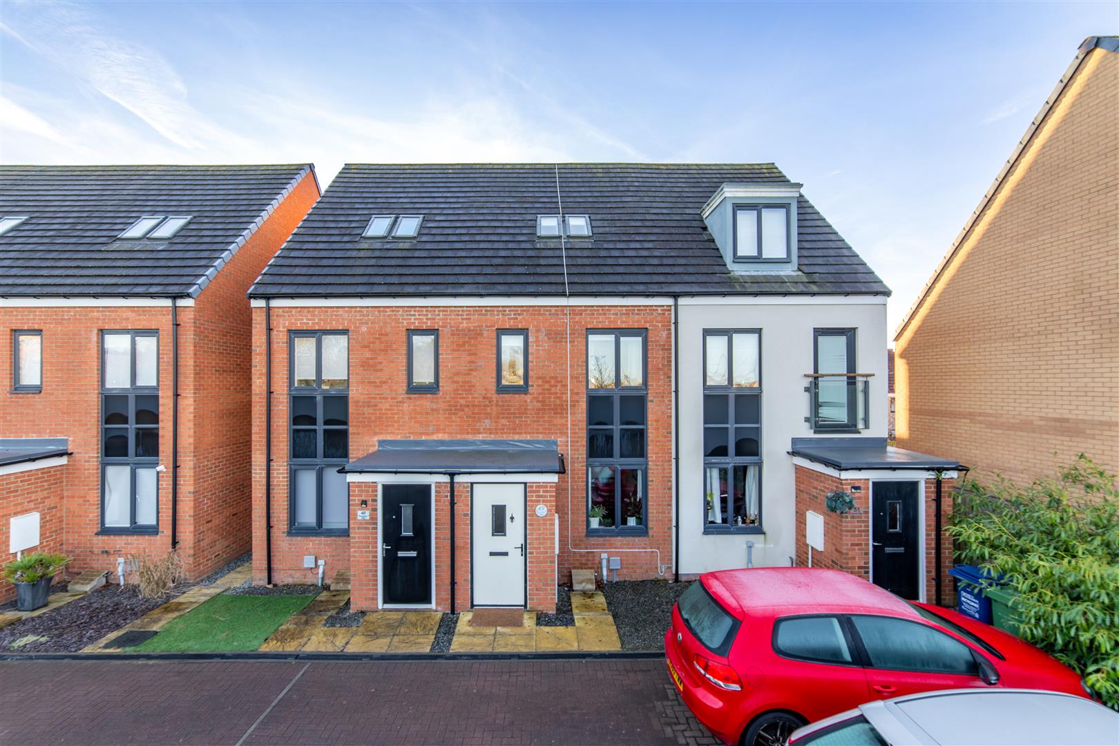 3 bedroom Town house Sold
