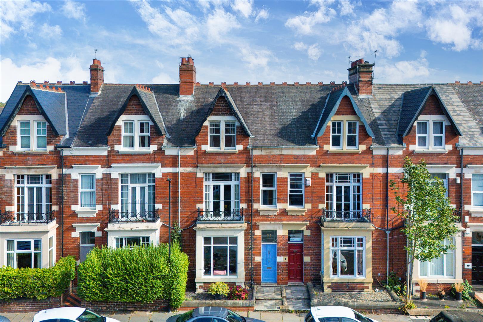 4 bedroom Terraced House Under Offer