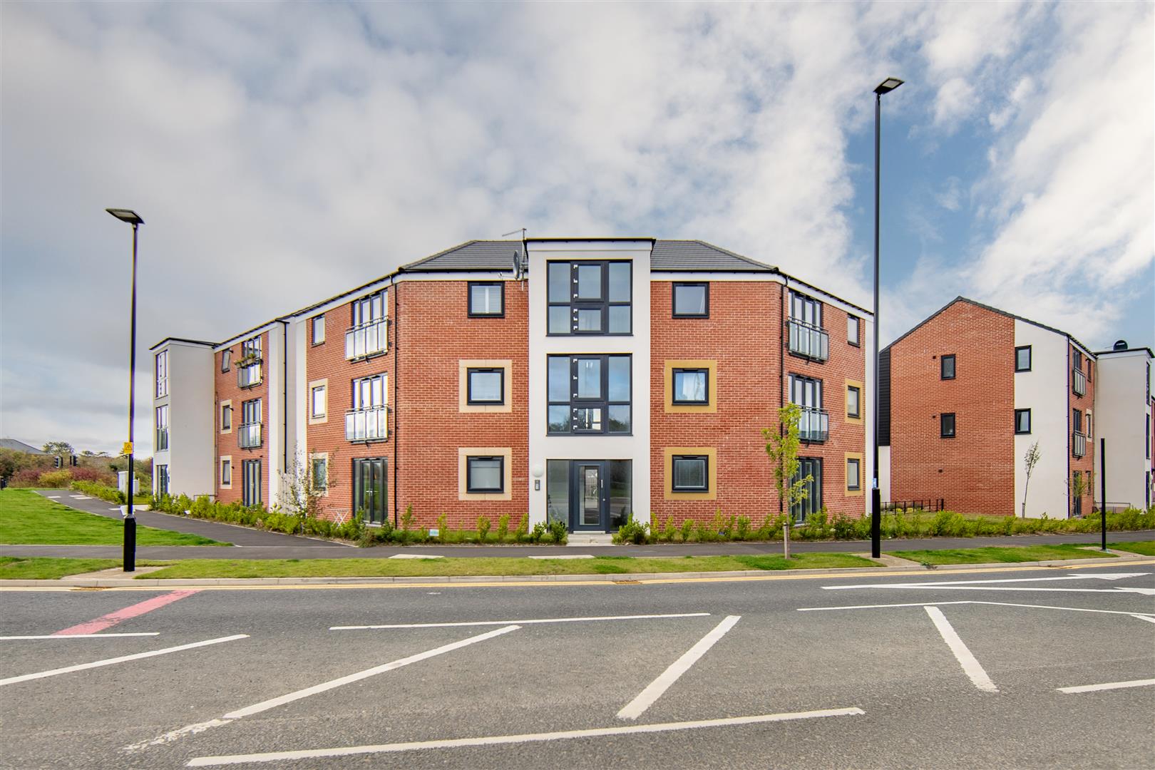 2 bedroom Flat Under Offer