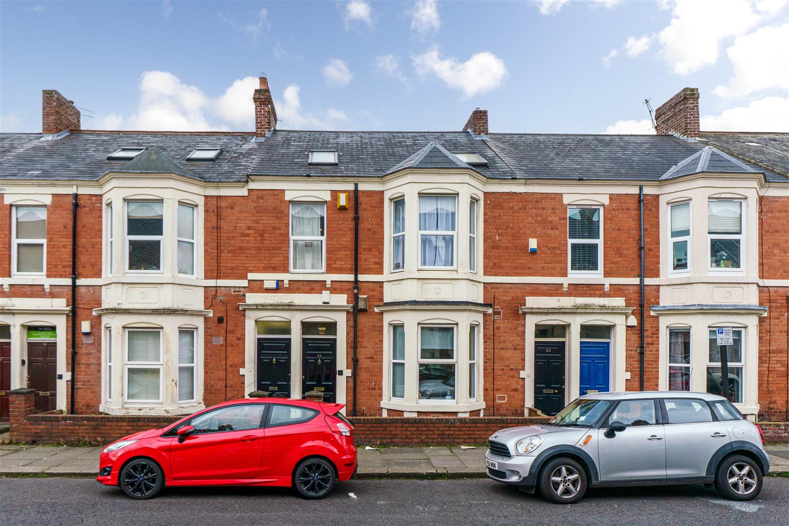 3 bedroom Flat Under Offer