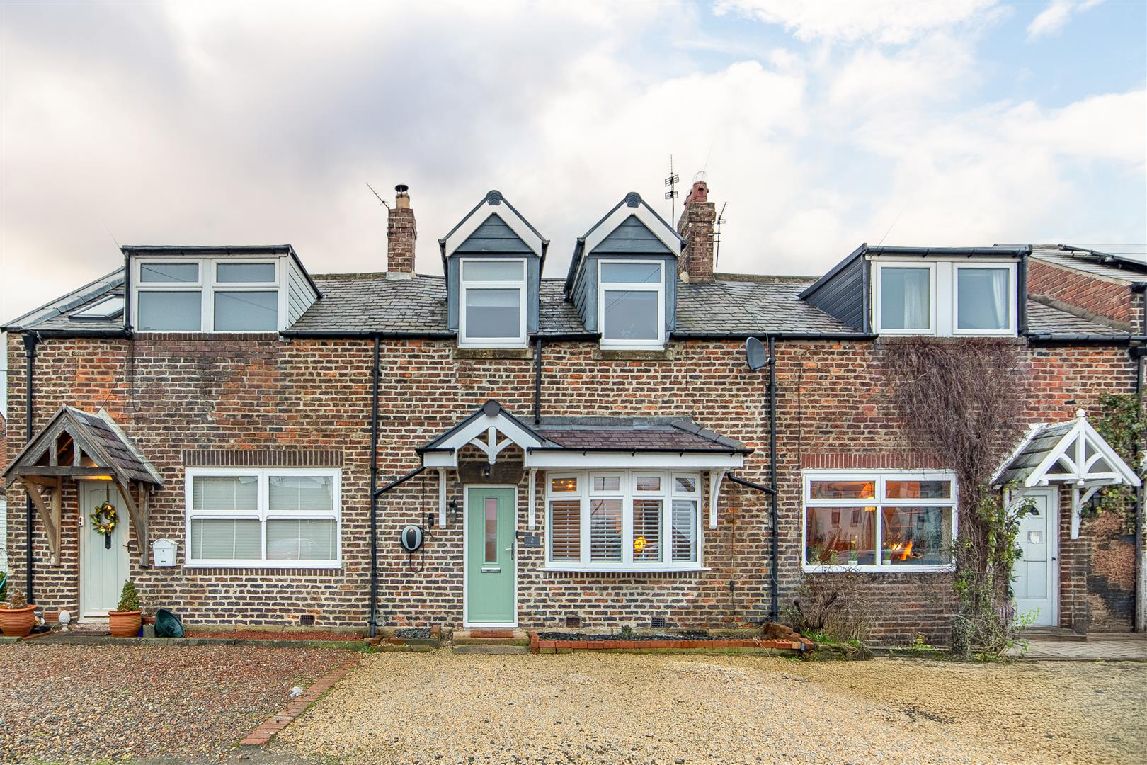 3 bedroom Terraced House Under Offer