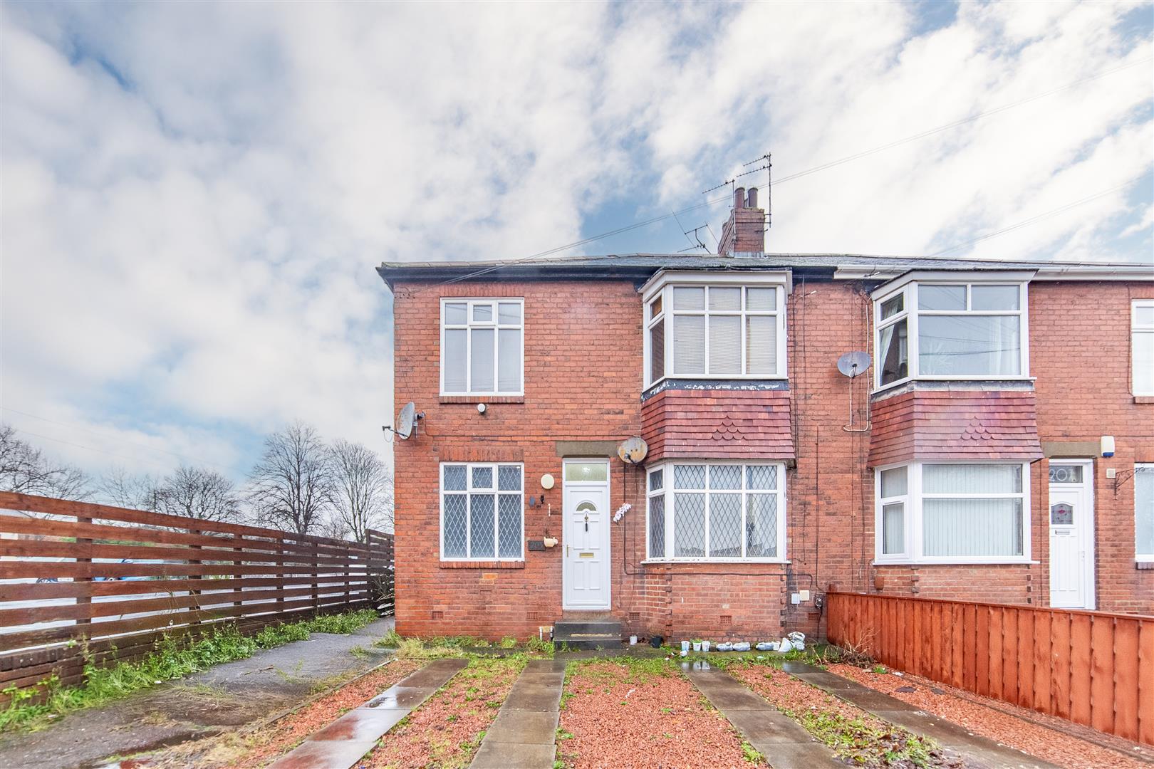 3 bedroom Flat Under Offer