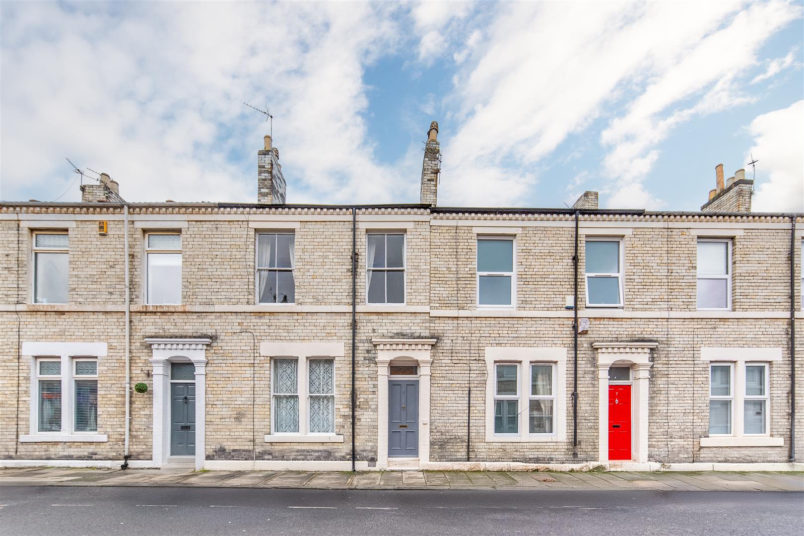 3 bedroom Terraced House Under Offer