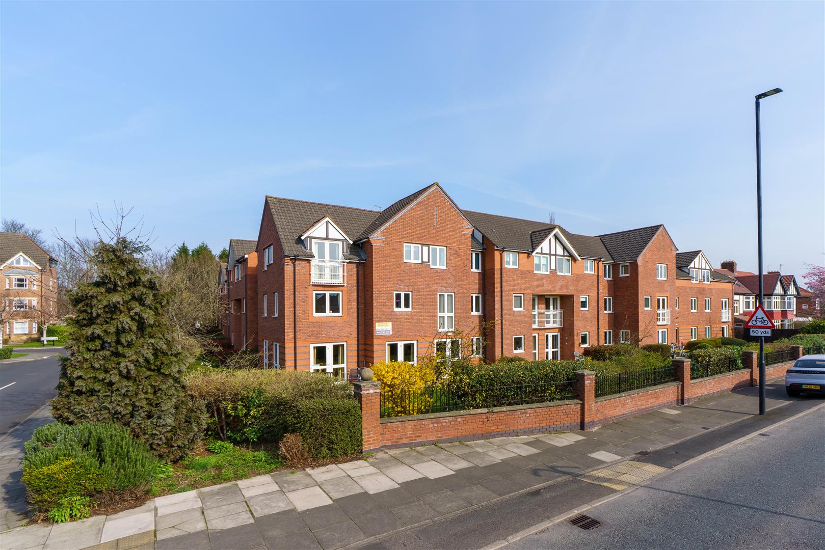 1 bedroom Apartment Under Offer