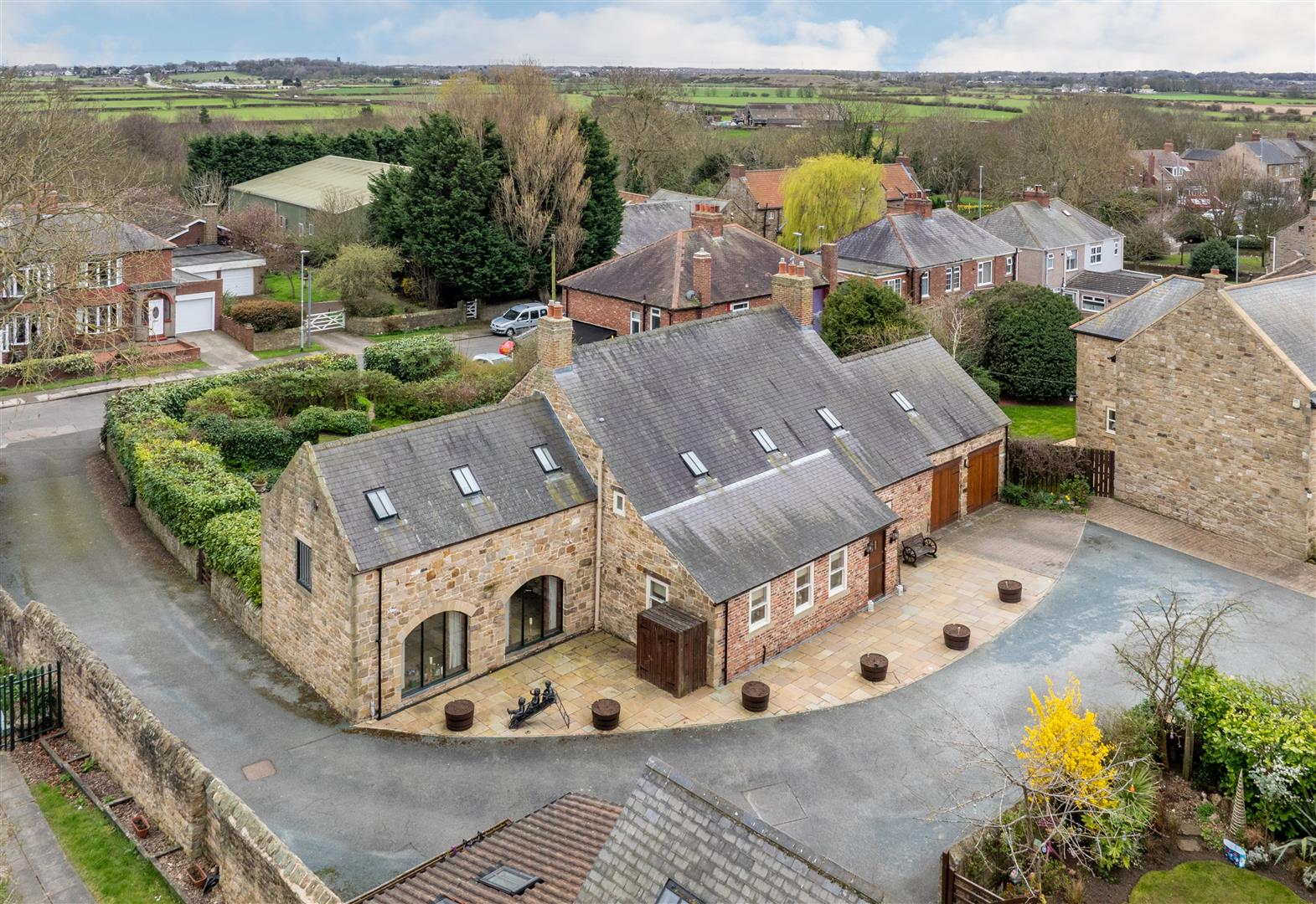5 bedroom Detached house For Sale