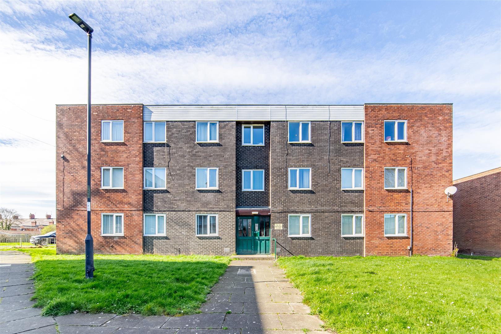 2 bedroom Flat Under Offer