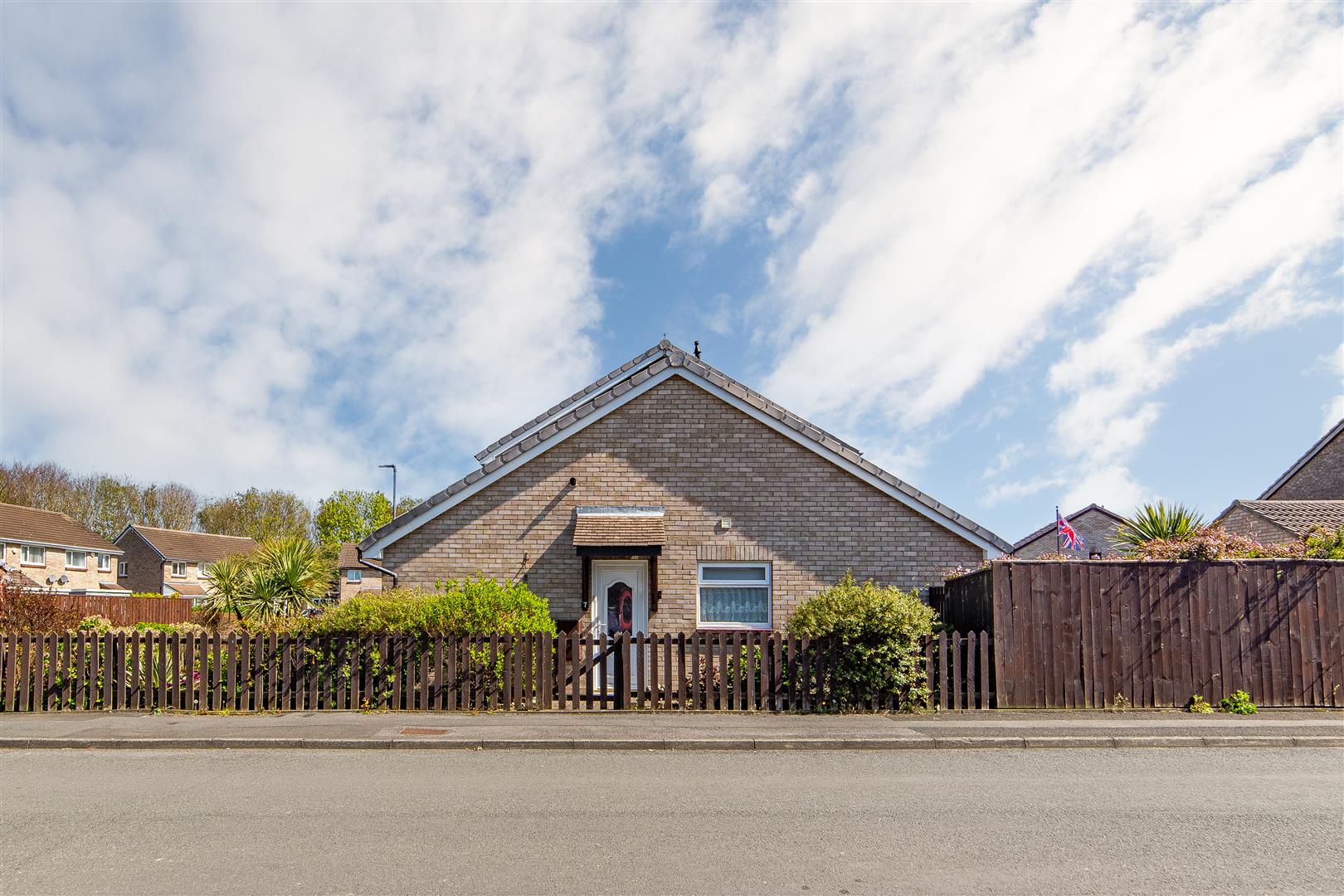2 bedroom Detached bungalow Under Offer