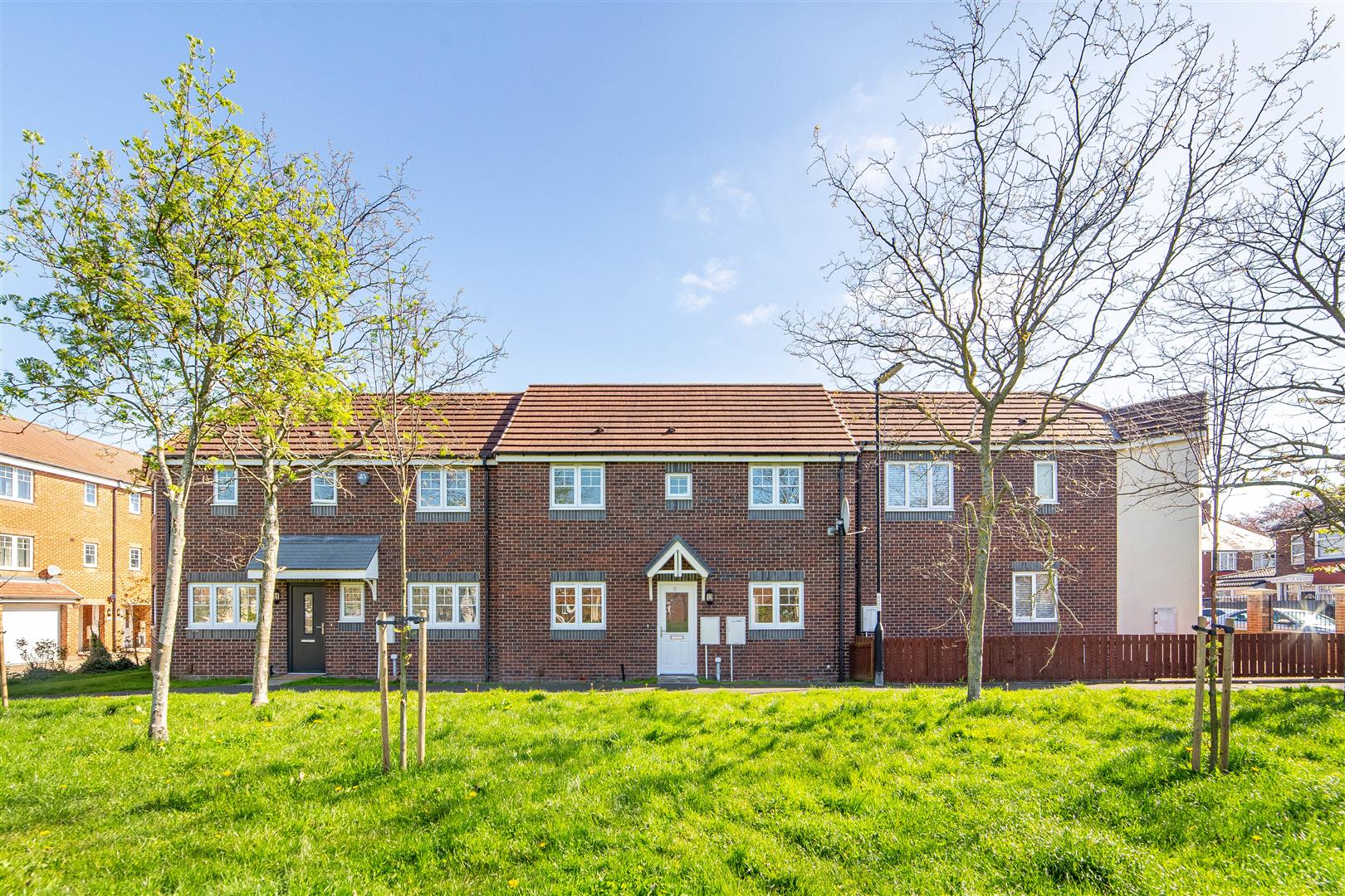 3 bedroom Terraced House Under Offer