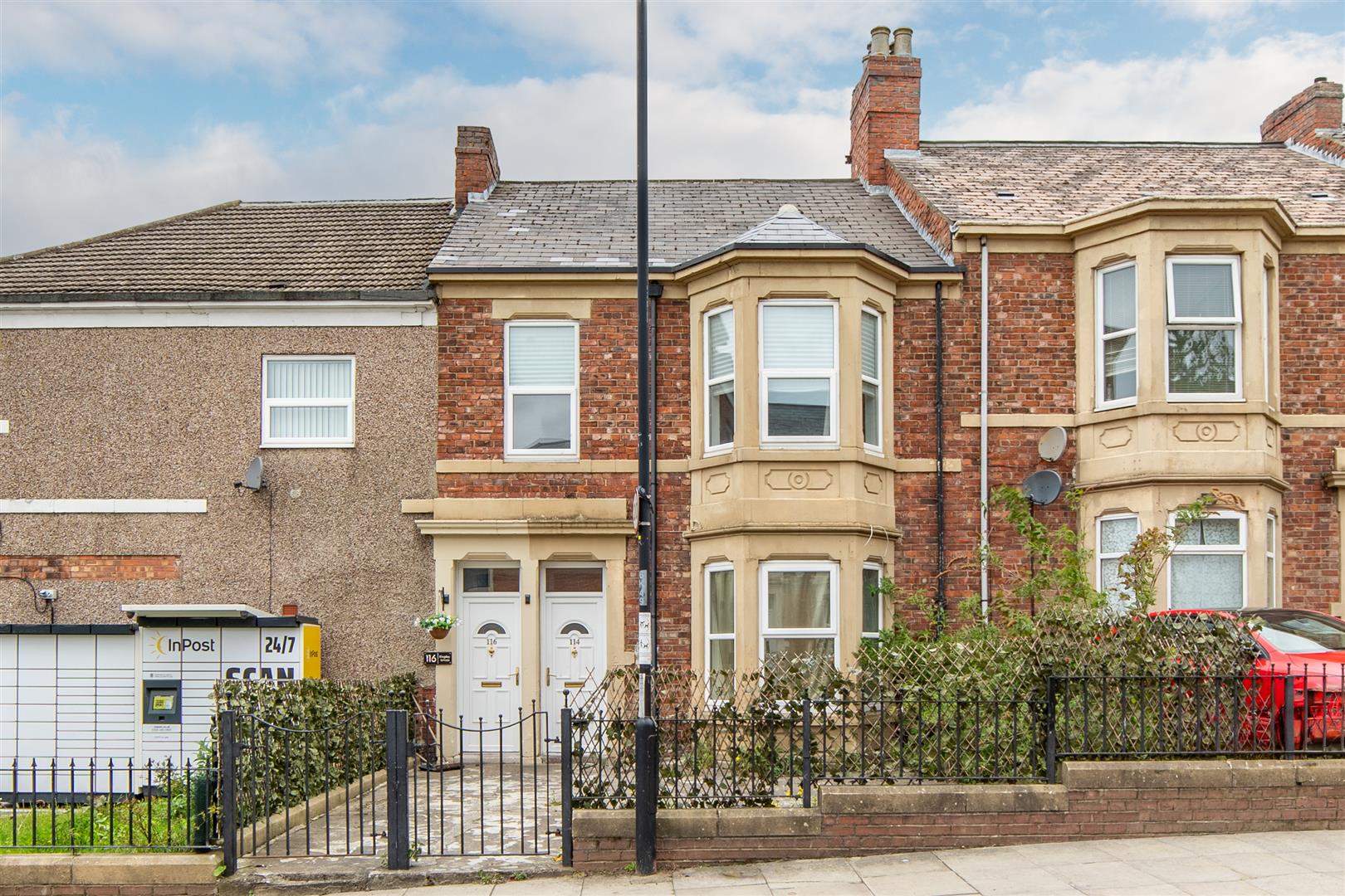 3 bedroom Flat Under Offer