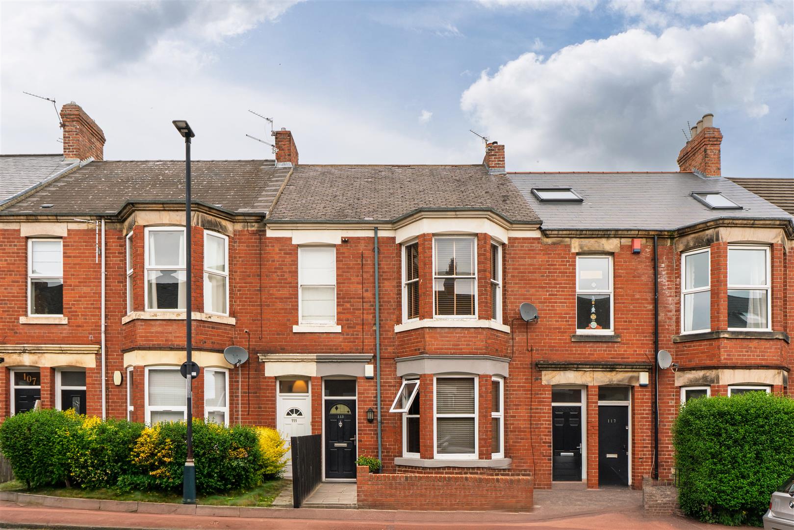 2 bedroom Flat Under Offer
