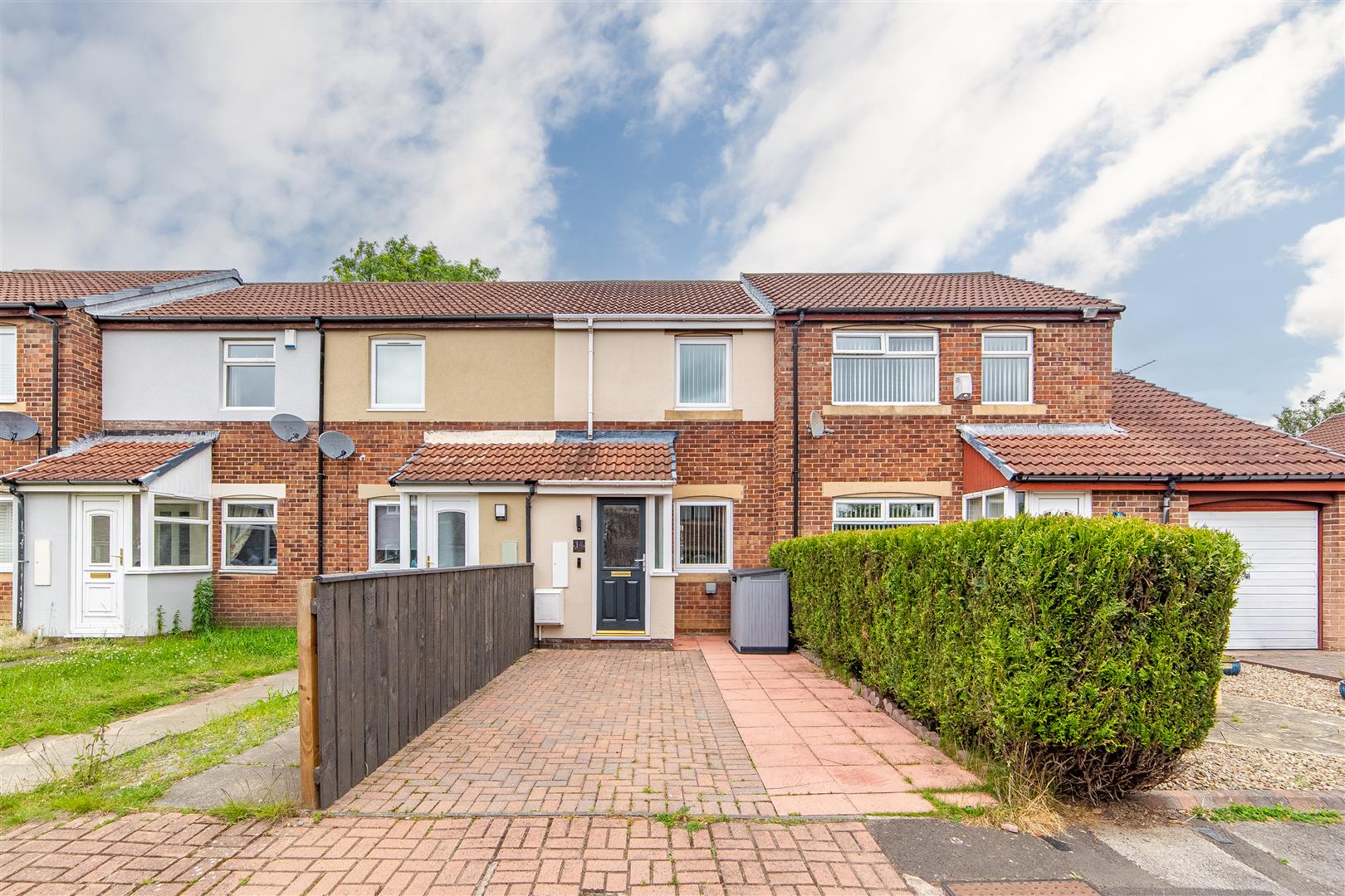 2 bedroom Terraced House Under Offer