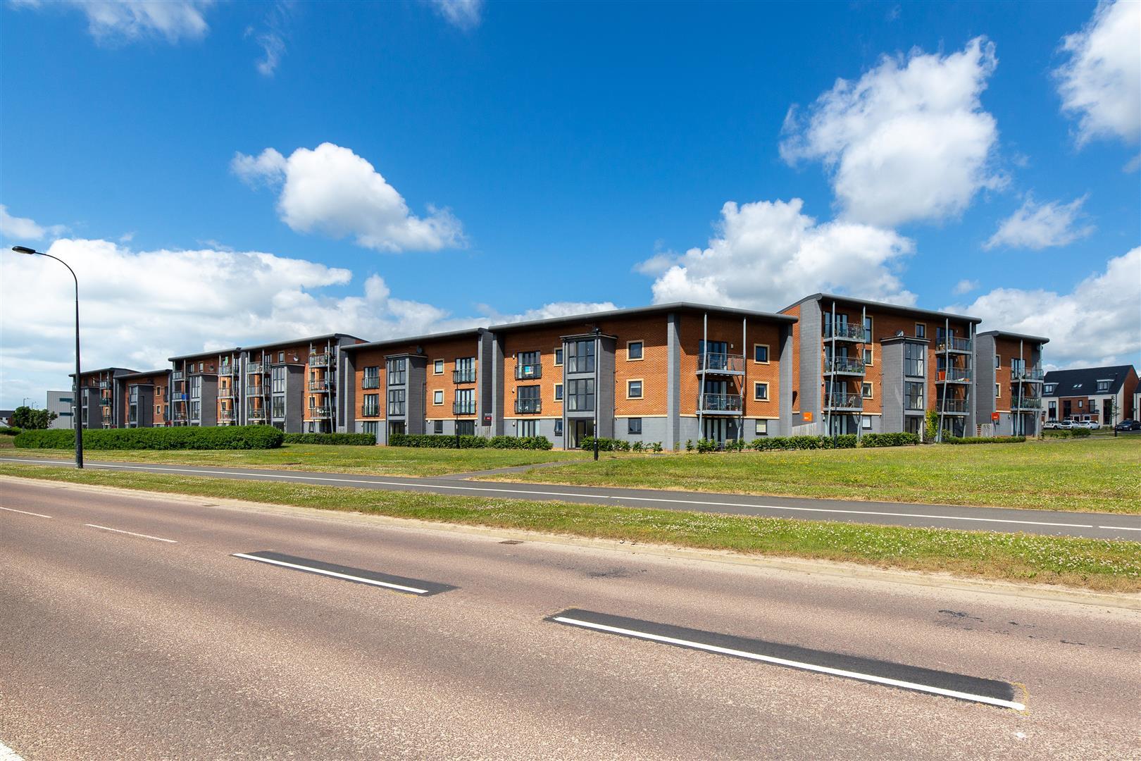 2 bedroom Apartment Let