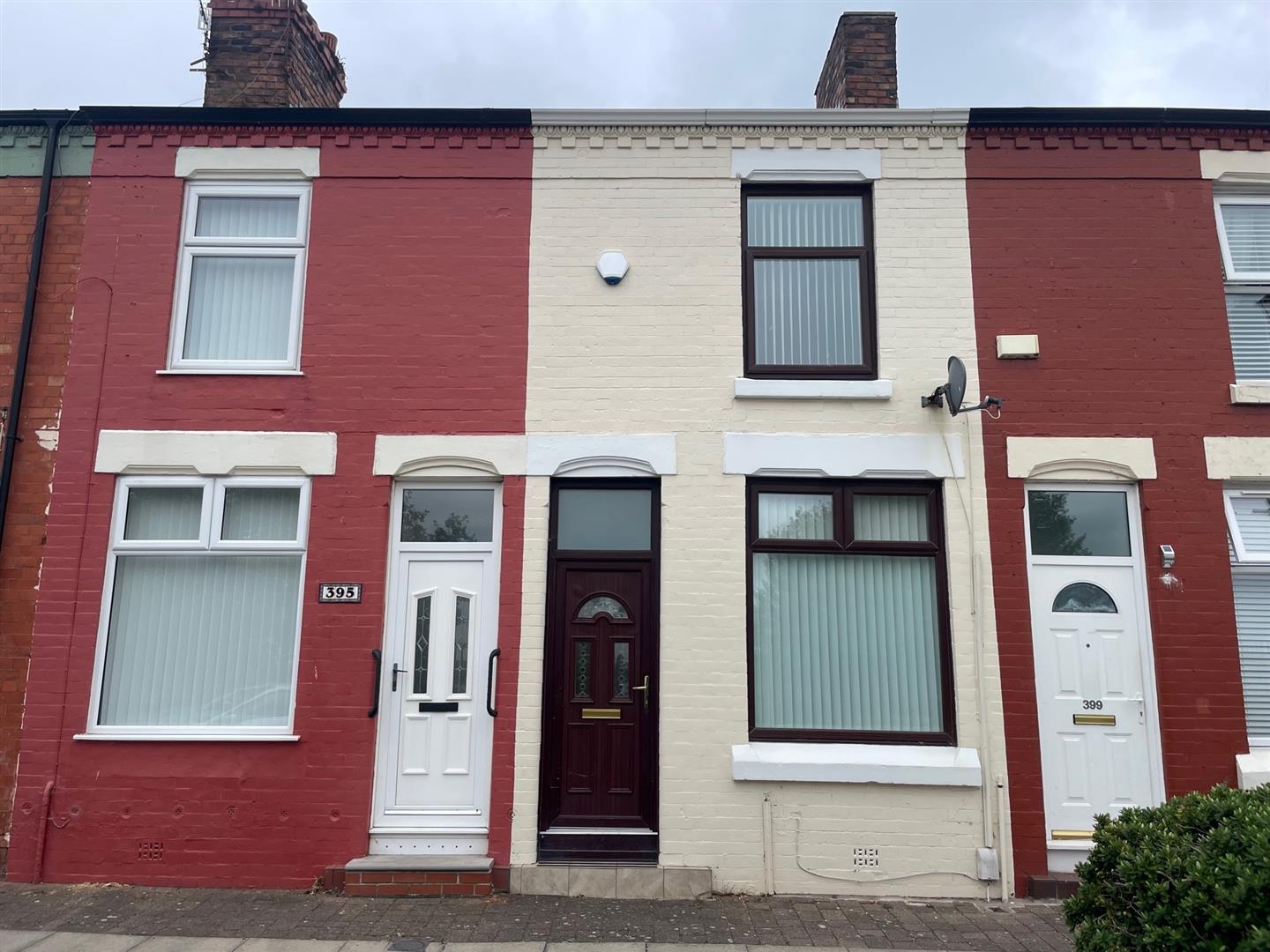 2 bedroom Terraced House To Let