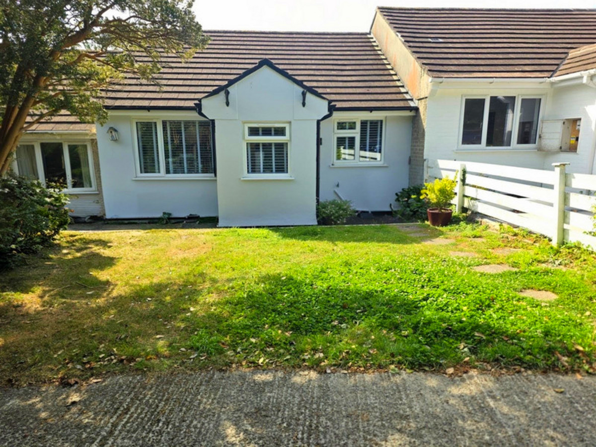 1 bedroom Terraced House For Sale