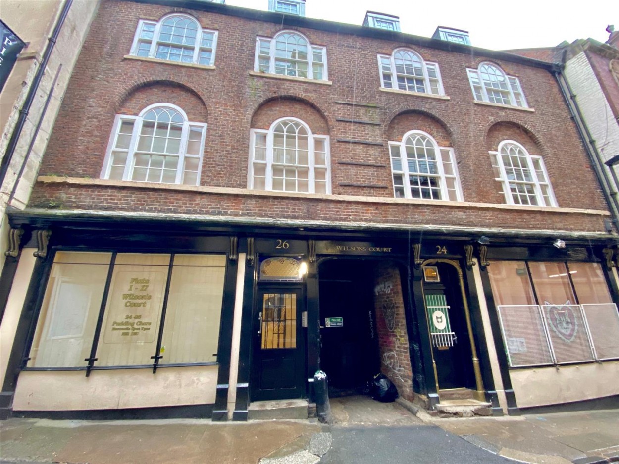 1 bedroom Flat To Let