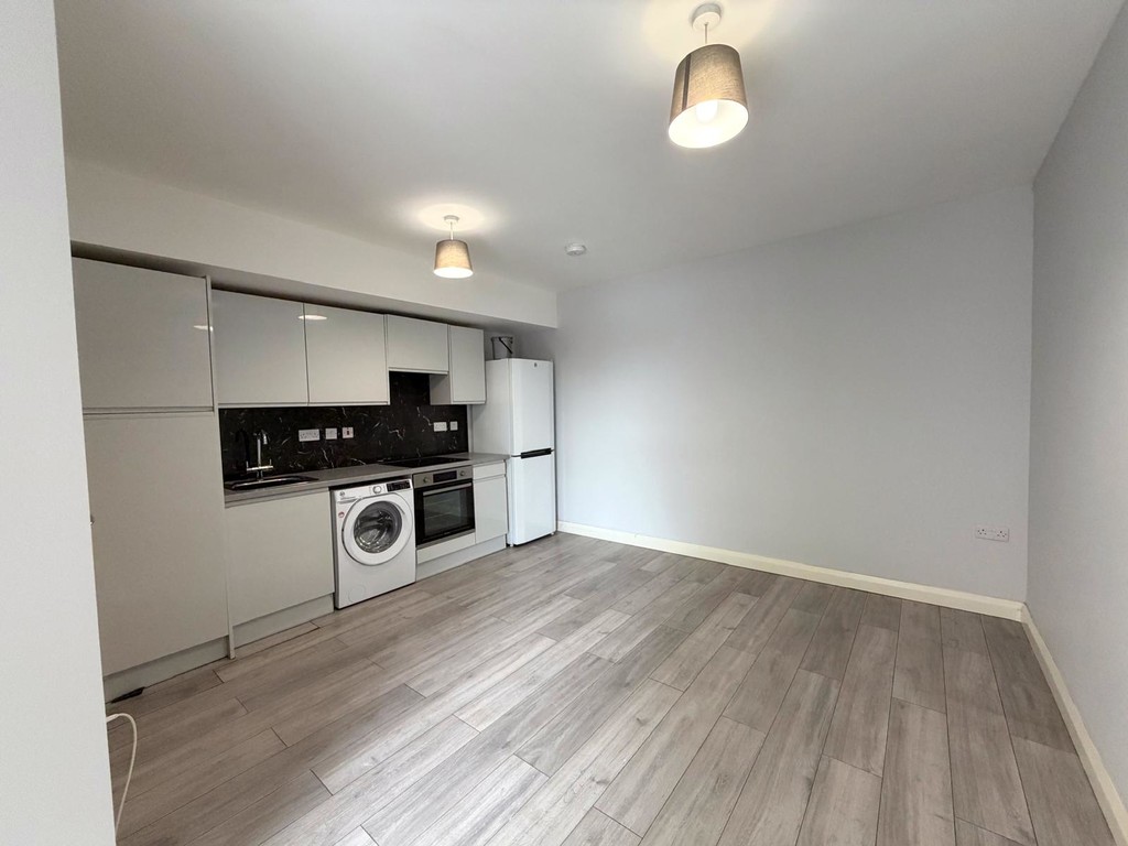 1 bedroom Apartment To Let