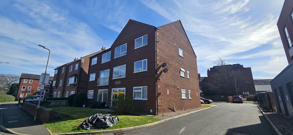 2 bedroom Apartment To Let